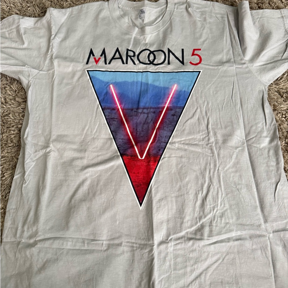 Maroon 5 Tour shirt